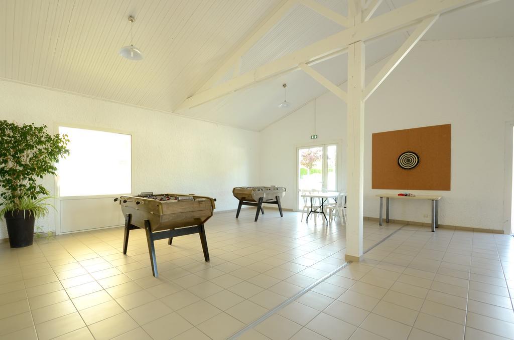 Village Vacances De Chantonnay Exterior photo
