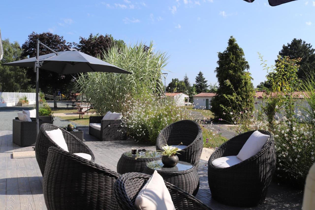 Village Vacances De Chantonnay Exterior photo